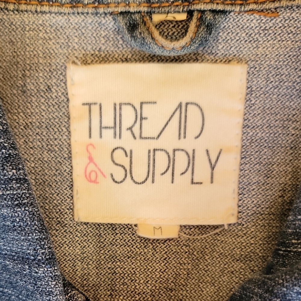 Thread & Supply Size MEDIUM Blue Womens Button Up Denim Vest With Pockets - Picture 2 of 11